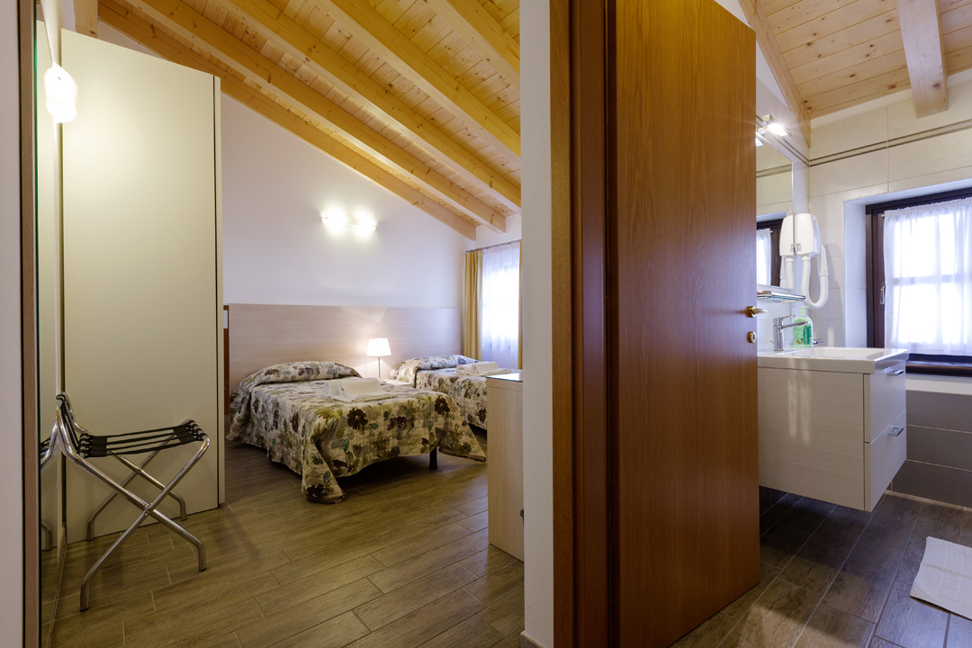 Ristorante con giardino estivo Ristorante con giardino estivo